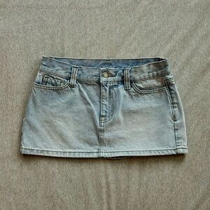 Brandy Melville Classic Denim Low rise mini Skirt